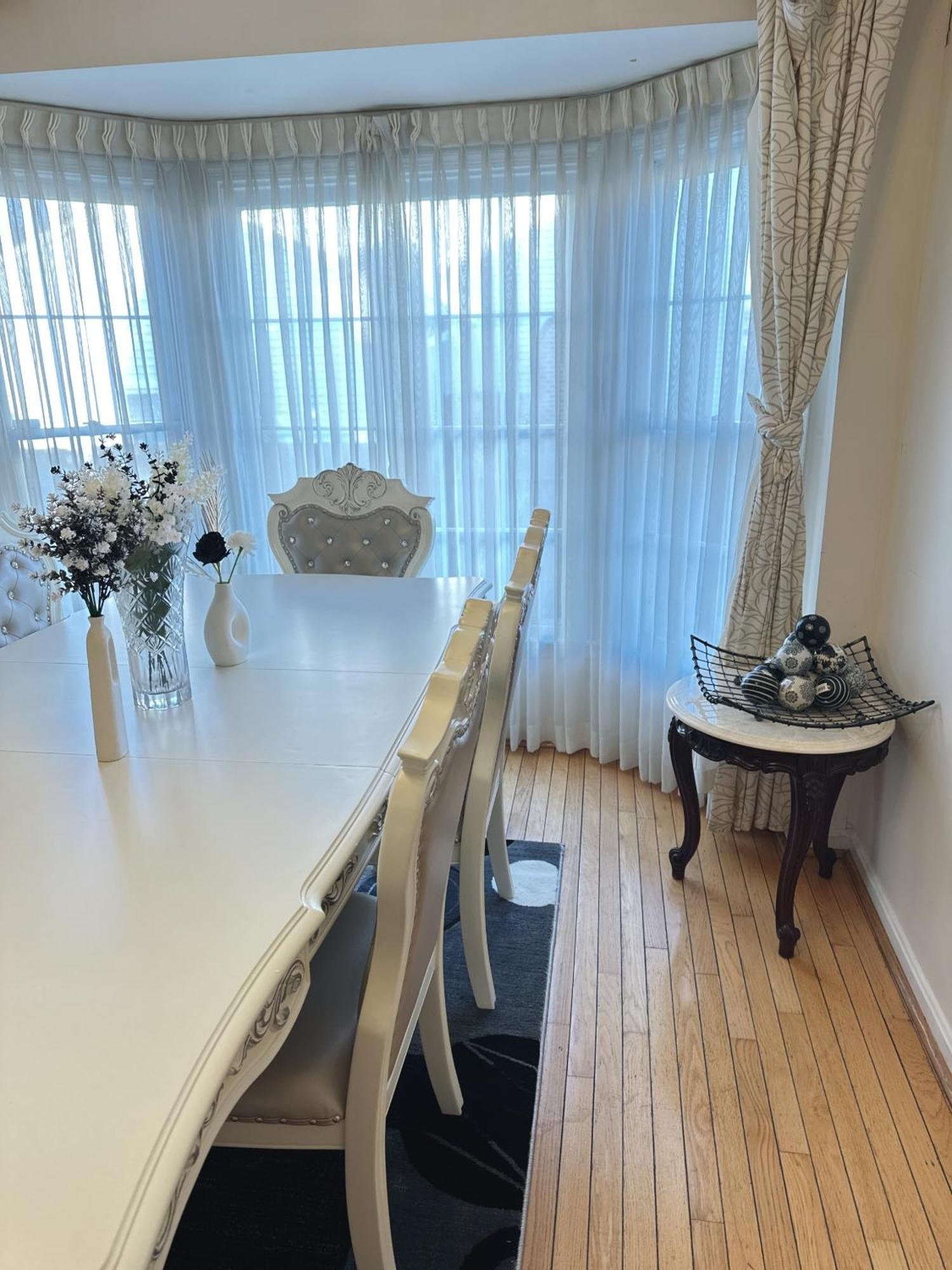 Special Rate Worthy Posh And Magnificent 4 Bedrooms And Two & Half Bath 그린벨트 외부 사진