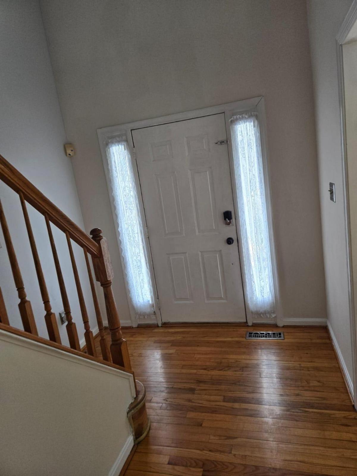 Special Rate Worthy Posh And Magnificent 4 Bedrooms And Two & Half Bath 그린벨트 외부 사진