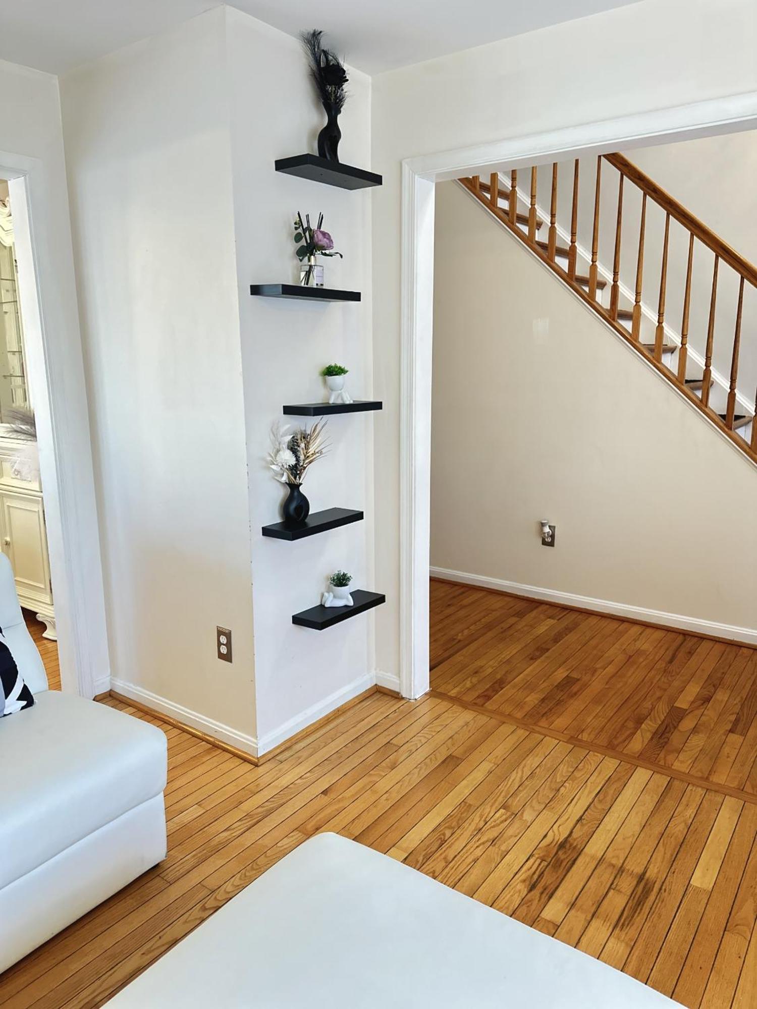 Special Rate Worthy Posh And Magnificent 4 Bedrooms And Two & Half Bath 그린벨트 외부 사진